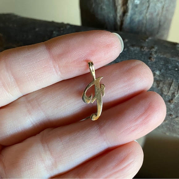 Vintage 80’s 14k Gold Letter F Charm Pendant in Script - Picture 2 of 7